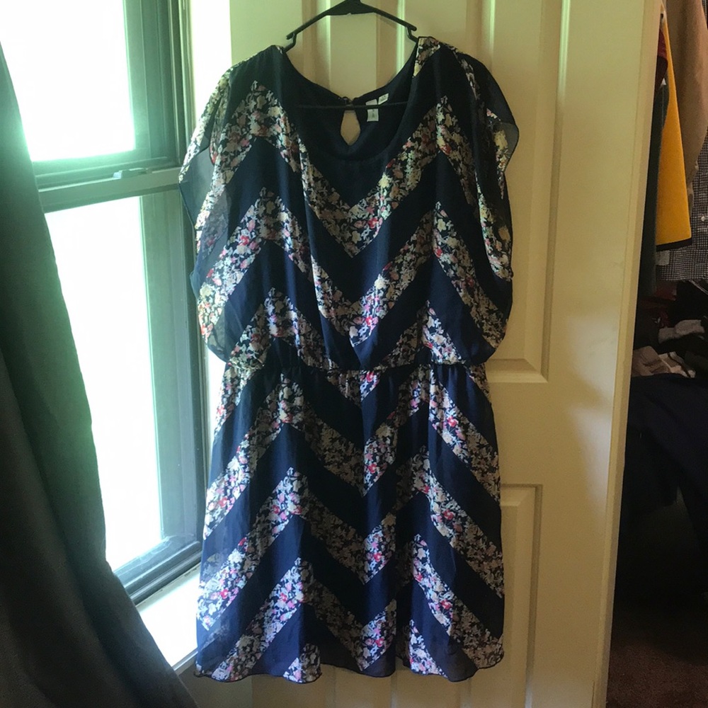 2x chevron dress